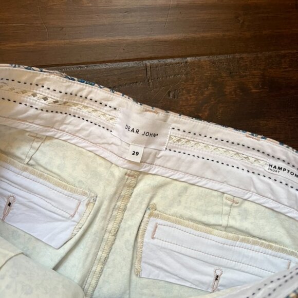 Dear John Hampton Floral Shorts 29 - Picture 4 of 5